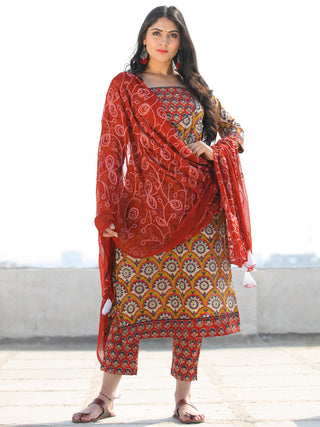 Bahaar Nafisa - Set of Kurta Pants & Dupatta - KS90D1349D