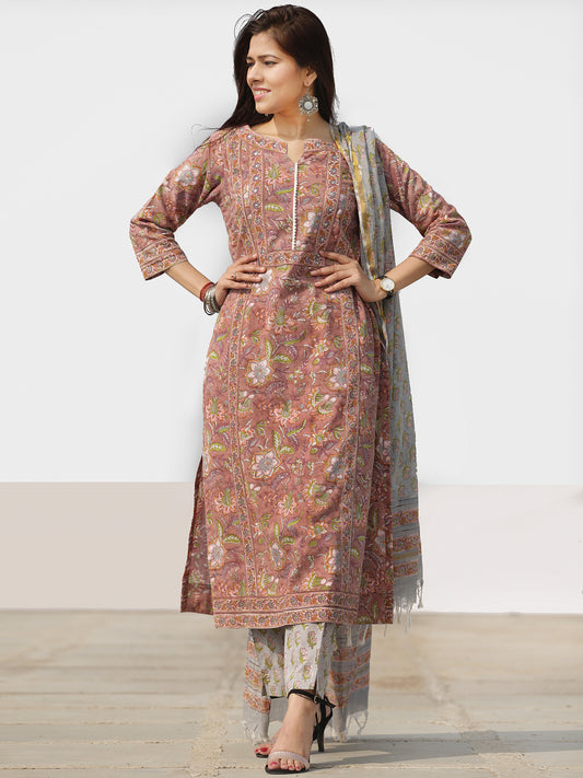 Nayab Azaan - Set of Kurta Pants & Dupatta - KS68A2529D