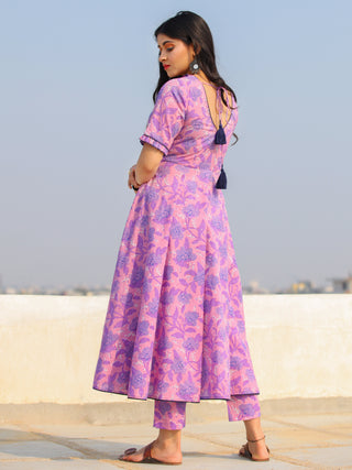 Raas Nilham - Set of Flared Kurta & Pants  - KS83E2384