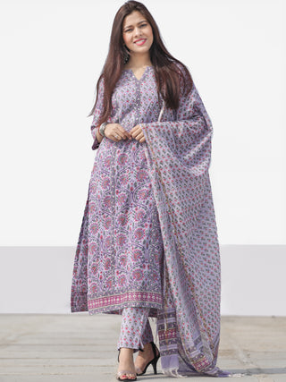 Nayab Gulbagh - Set of Kurta Pants & Dupatta - KS03A2528D