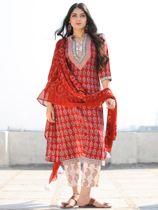 Bahaar Naija - Set of Kurta Pants & Dupatta - KS107A1691D