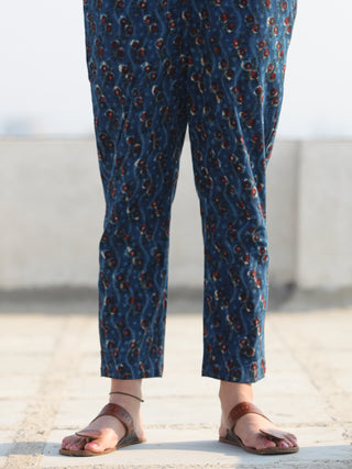 Bahaar Raeha - Set of Kurta Pants & Dupatta - KS68C1490D