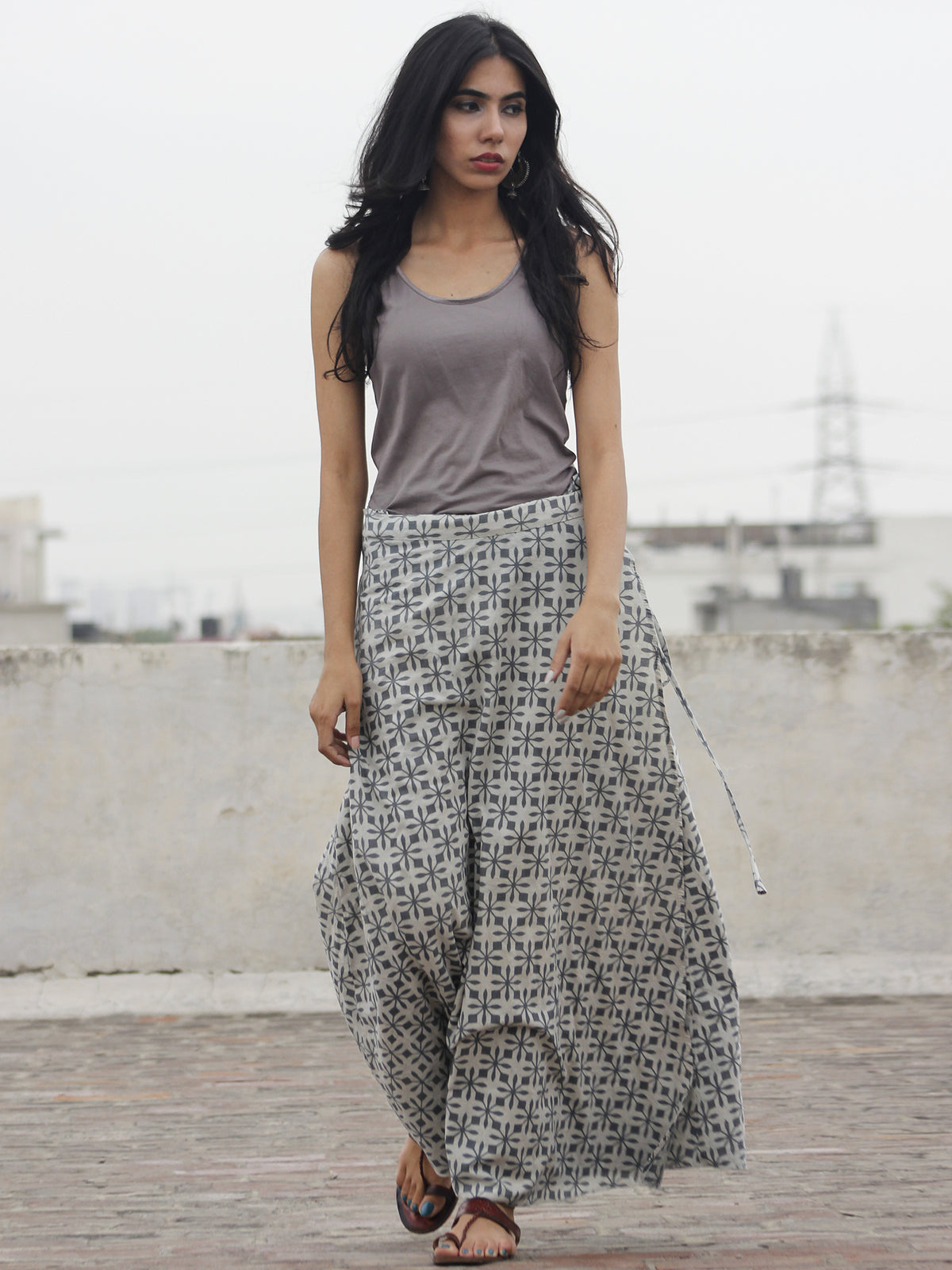 Hand Block Printed Wrap Around Skirt In Grey Ivory - S40F074