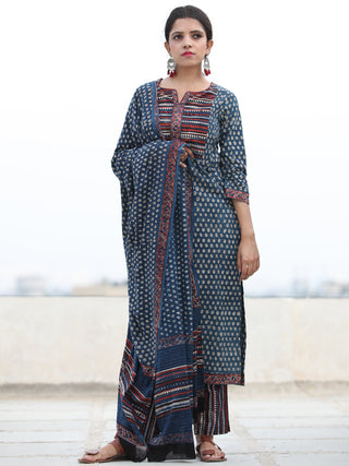 Bahaar Naazila - Set of Kurta Pants & Dupatta - KS147A2453D