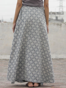 Hand Block Printed Wrap Around Skirt In Grey Ivory - S40F074