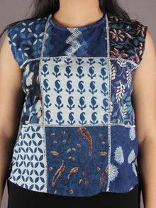 Indigo White Maroon Colour Hand Block Printed Cotton Top - T11640019