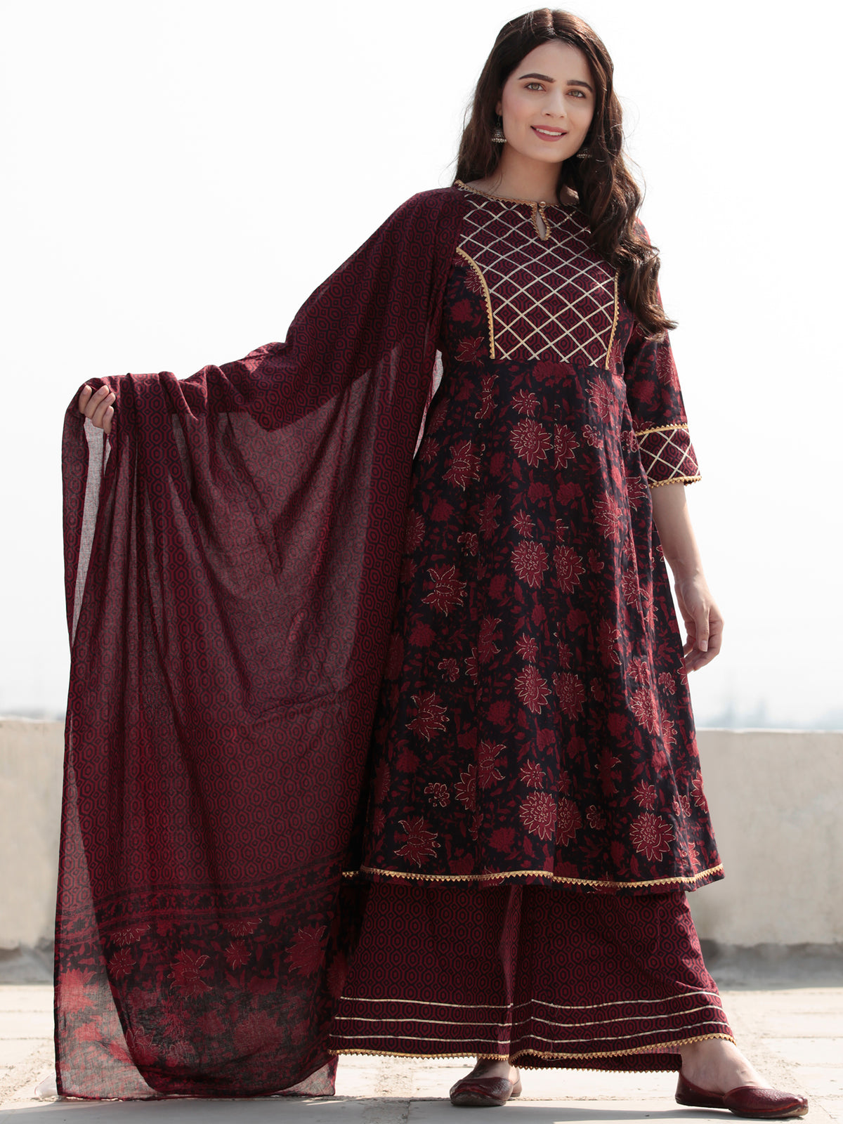 Zohra Aabroo - Set of Anarkali Kurta Palazzo & Dupatta - KS56A2506D