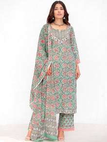 Harit Rivaaz Set Of Kurta Pant Dupatta