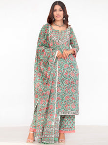 Harit Rivaaz Set Of Kurta Pant Dupatta