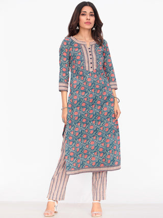 Megha Parizaad Set Of Kurta Pant Dupatta