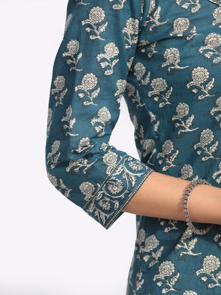 Ambar Sania Set Of Kurta Pant Dupatta