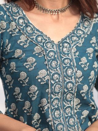 Ambar Sania Set Of Kurta Pant Dupatta