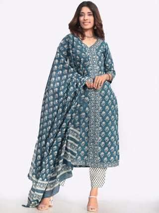 Ambar Sania Set Of Kurta Pant Dupatta