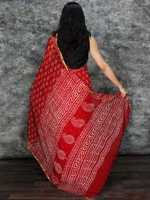 Red White Hand Block Printed Chiffon Saree with Zari Border - S031703128