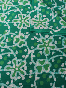Green White Hand Block Printed Cotton Fabric Per Meter - F0916322