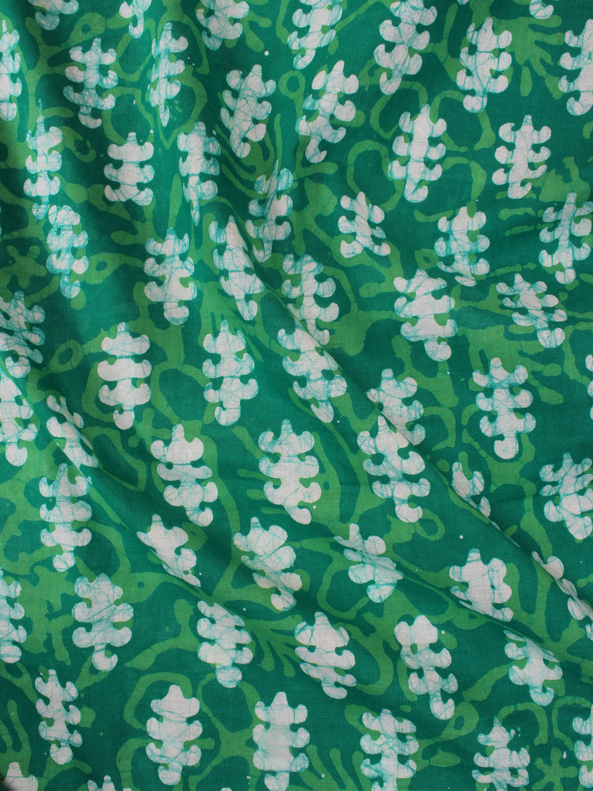 Green White Hand Block Printed Cotton Fabric Per Meter - F0916320