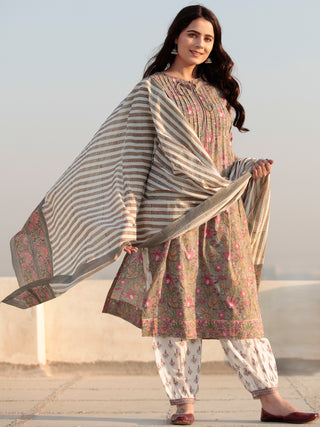 Zohra Naina - Set of Straight Kurta Salwar & Dupatta - KS140B2503D