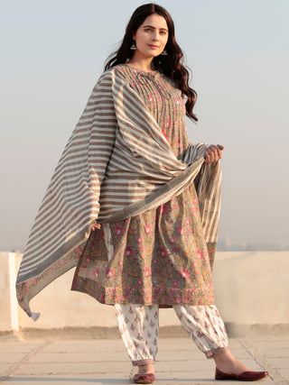 Zohra Naina - Set of Straight Kurta Salwar & Dupatta - KS140B2503D