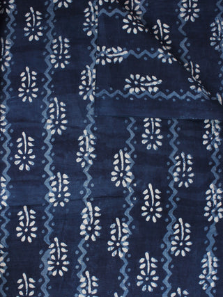Indigo White Hand Block Printed Cotton Fabric Per Meter - F0916349