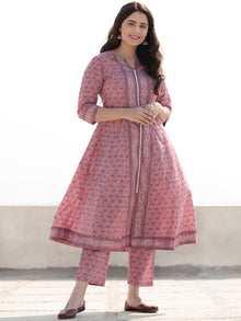 Zohra Guljaan - Set of Anarkali Kurta Pants & Banarsee Dupatta - KS29N2507D