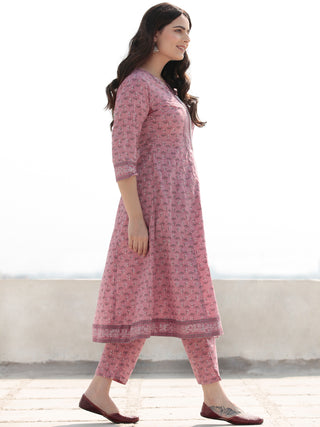 Zohra Guljaan - Set of Anarkali Kurta Pants & Banarsee Dupatta - KS29N2507D