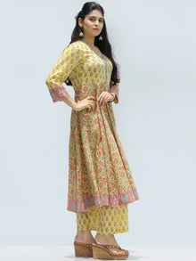 Rangrez Zafraan - Set of Anarkali Kurta Palazzo & Dupatta - KS33C2317D