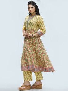Rangrez Zafraan - Set of Anarkali Kurta Palazzo & Dupatta - KS33C2317D