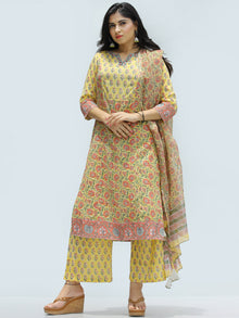 Rangrez Aaina - Set of Kurta Palazzo & Dupatta - KS58A2317D