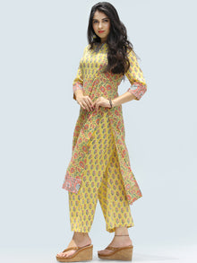 Rangrez Aaina - Set of Kurta Palazzo & Dupatta - KS58A2317D