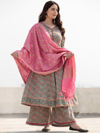 Zohra Shirat - Set of Anarkali Kurta Palazzo & Banarsee Dupatta - KS63B2508D