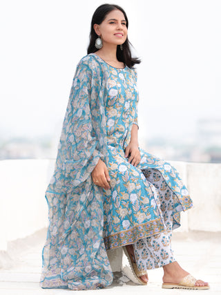 Nayab Gulbahar - Kota Doria Dupatta - KD138A2568