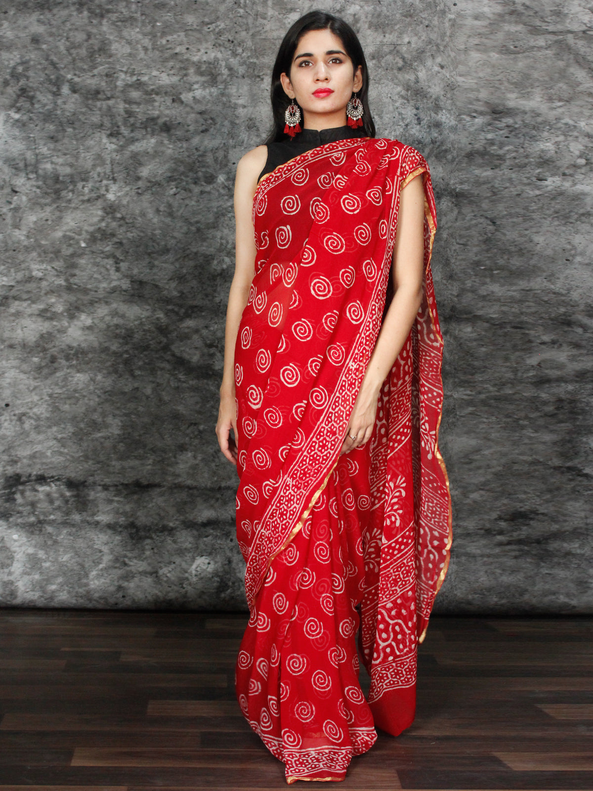 Red White Hand Block Printed Chiffon Saree with Zari Border - S031703122