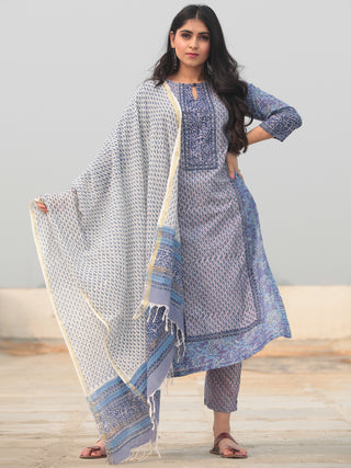 Jashn Samah - Set of Kurta Pants & Dupatta - KS76A2366D