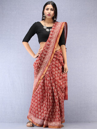 Rosewood Ivory Hand Block Printed Maheshwari Silk Saree With Zari Border - S031704478