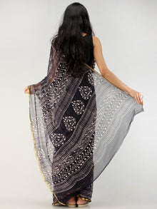 Black White Hand Block Printed Chiffon Saree with Zari Border - S031704552