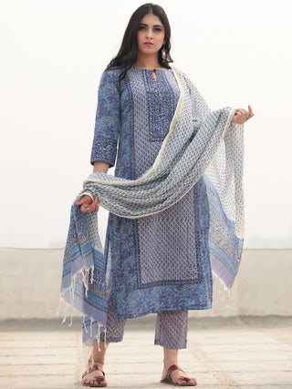 Jashn Samah - Set of Kurta Pants & Dupatta - KS76A2366D