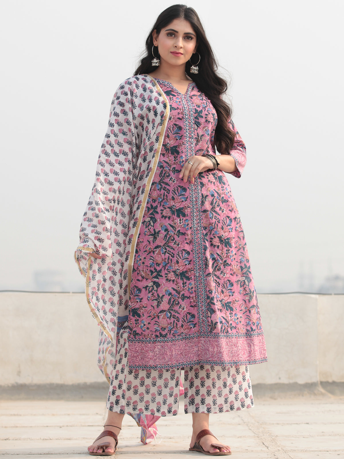 Jashn Nargish - Set of Kurta Pants & Dupatta - KS53C2360D