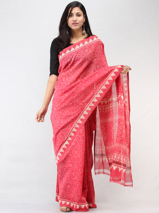 Pink White Hand Block Printed Maheshwari Silk Saree With Zari Border - S031704463