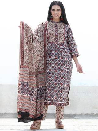 Bahaar Nazmil - Set of Kurta Pants & Dupatta - KS164A2465D