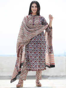 Bahaar Nazmil - Set of Kurta Pants & Dupatta - KS164A2465D