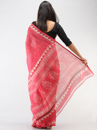 Pink White Hand Block Printed Maheshwari Silk Saree With Zari Border - S031704463