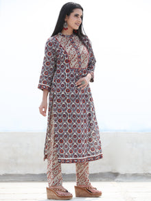 Bahaar Nazmil - Set of Kurta Pants & Dupatta - KS164A2465D