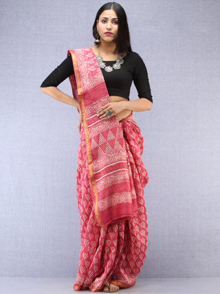 Pink Ivory Hand Block Printed Maheshwari Silk Saree With Zari Border - S031704490