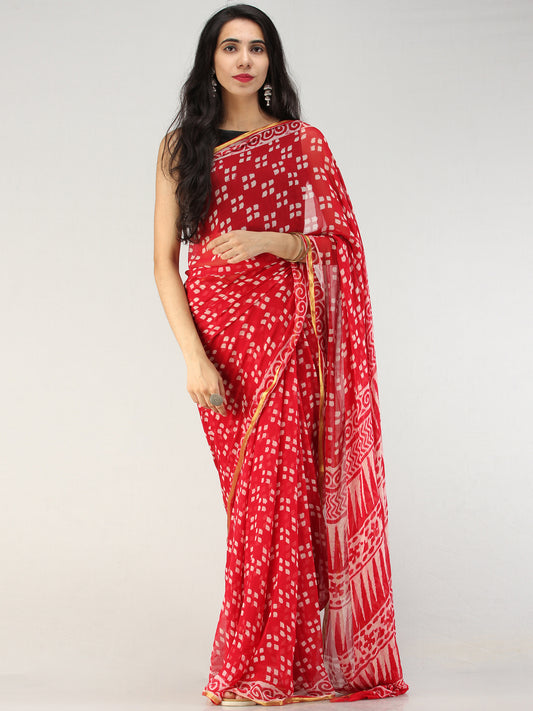 Red OffWhite Hand Block Printed Chiffon Saree with Zari Border - S031704563