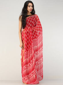 Red OffWhite Hand Block Printed Chiffon Saree with Zari Border - S031704563