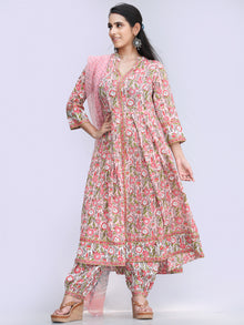 Rozana Abeeha - Set of Kurta Pants & Dupatta - KS162A2491D