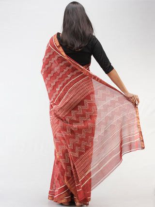 Rosewood Pink White Hand Block Printed Maheshwari Saree With zari Border - S031704465