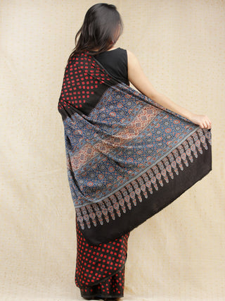 Black Maroon Indigo Bandhej Modal Silk Saree With Ajrakh Printed Pallu & Blouse - s031704141