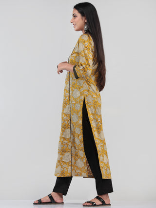 Bahaar Raeha - Set of Kurta Pants & Dupatta - KS47C1376D