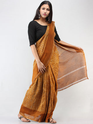 Mustard Brown Ivory Maheshwari Silk Hand Block Printed Saree With Zari Border - S031704468